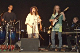 die Band beim Auftritt im Kult 41